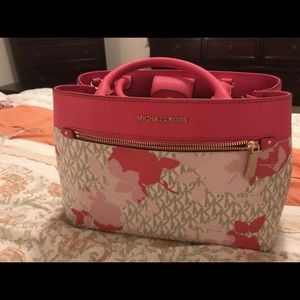 Almost brand new bag